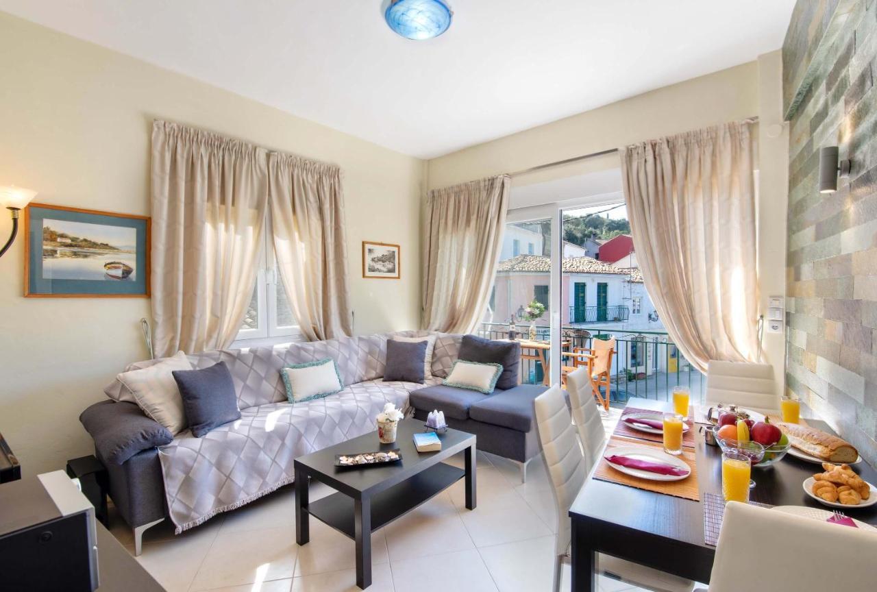 דירות Longós Loggos Panoramic Views Electra By Konnect מראה חיצוני תמונה